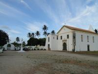 Igreja de Nossa Senhora de Nazaré, no centro da vila homônima, construída no final do Século XVI. Foto: Marcos Nascimento.