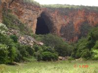 Entrada da caverna de Brejôes. Foto Antônio Josè Dourado Rocha, 2009.